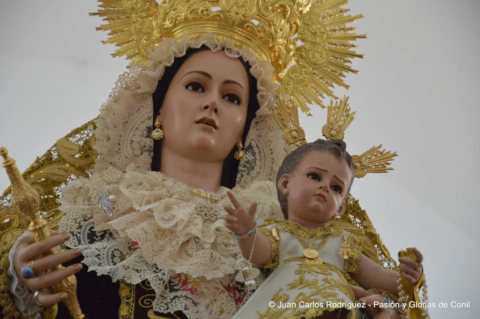 Virgen del Carmen en Conil: Devoción que Navega con el Alma